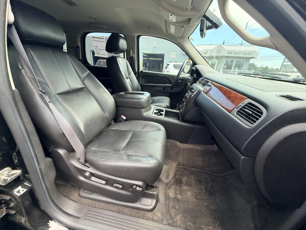 Chevrolet Tahoe 4WD 4dr 1500 LT 2013