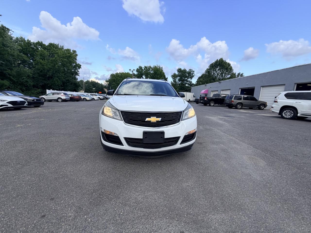 Chevrolet Traverse FWD 4dr LS w/1LS 2017