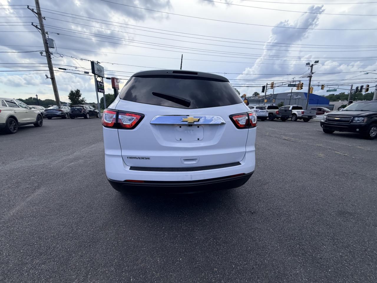 Chevrolet Traverse FWD 4dr LS w/1LS 2017