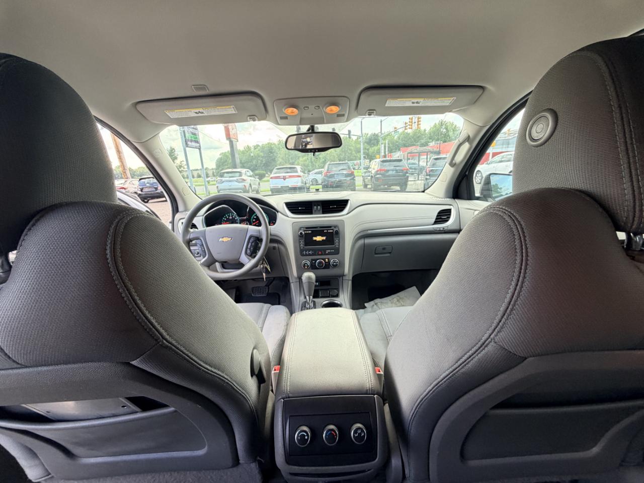 Chevrolet Traverse FWD 4dr LS w/1LS 2017