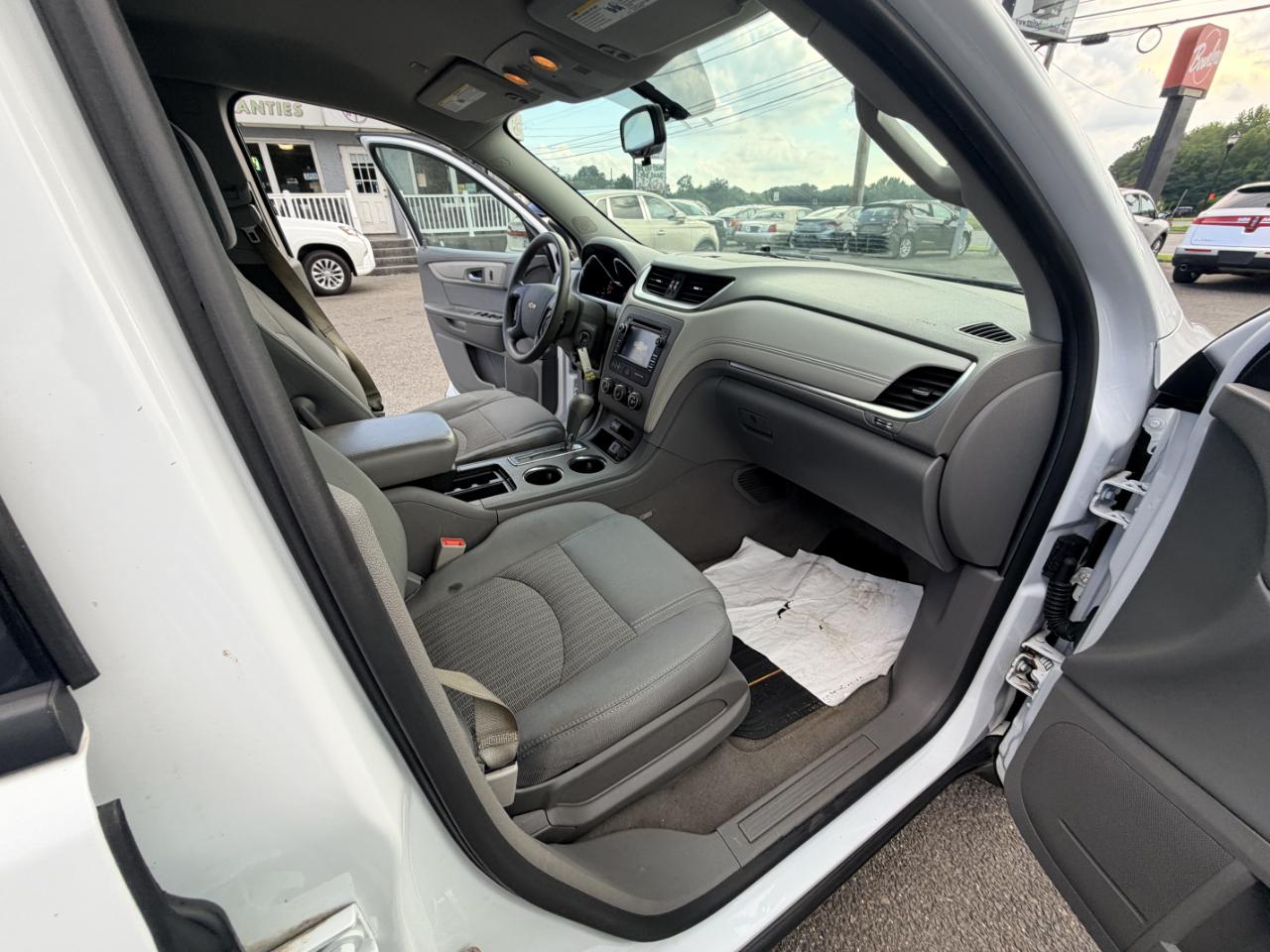 Chevrolet Traverse FWD 4dr LS w/1LS 2017