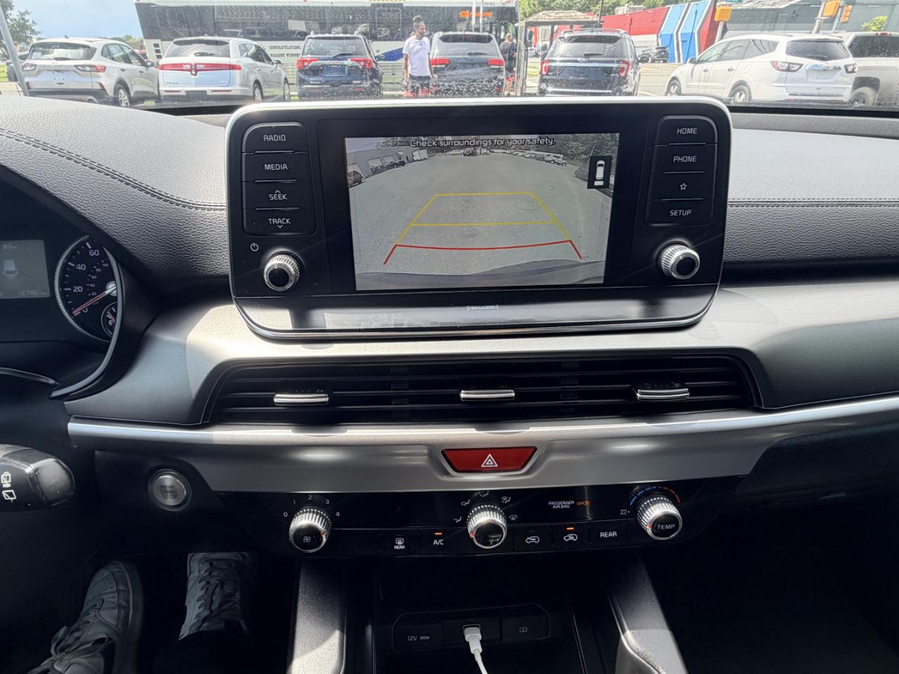 Kia Telluride LX FWD 2021