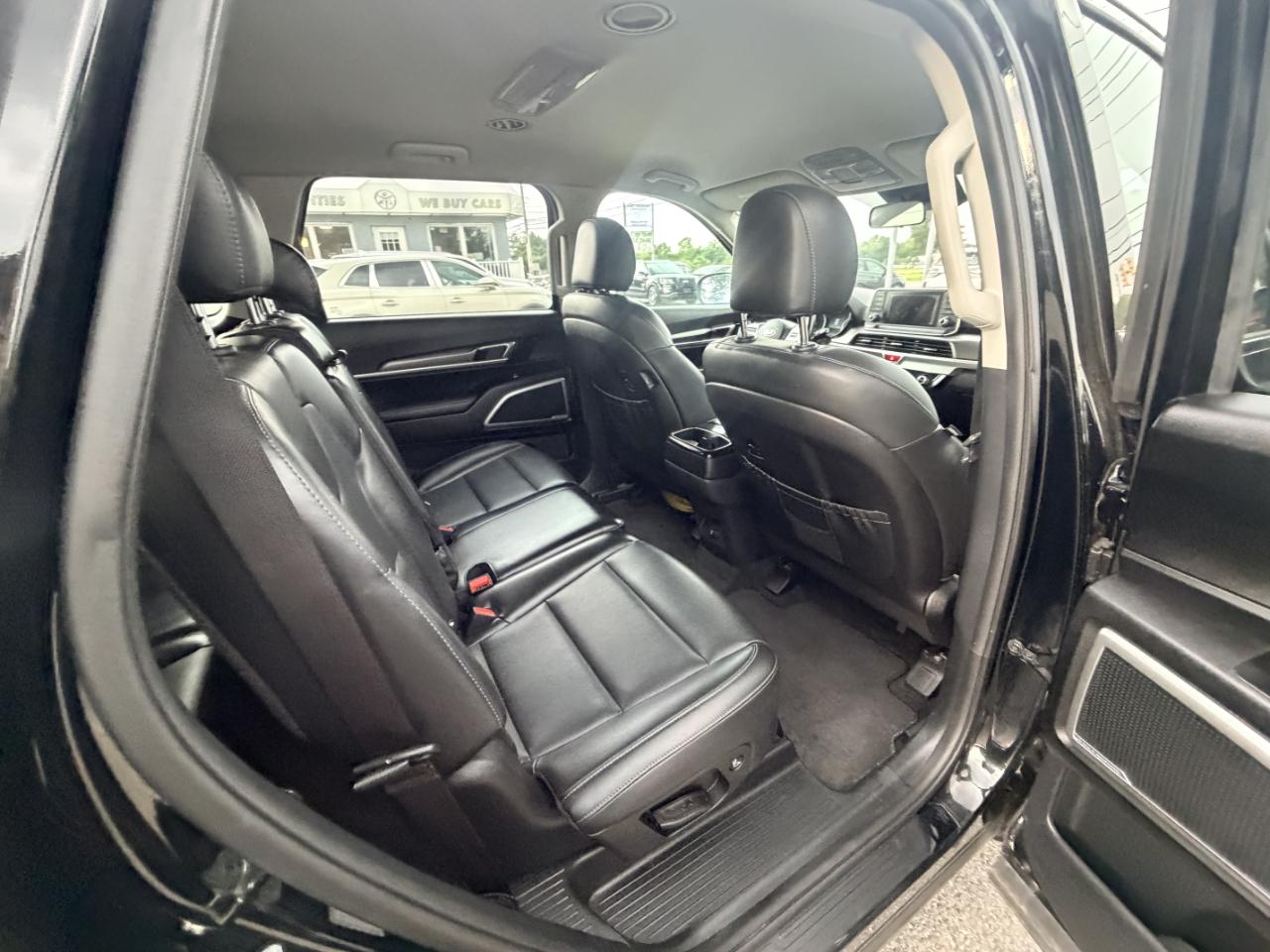 Kia Telluride LX FWD 2021