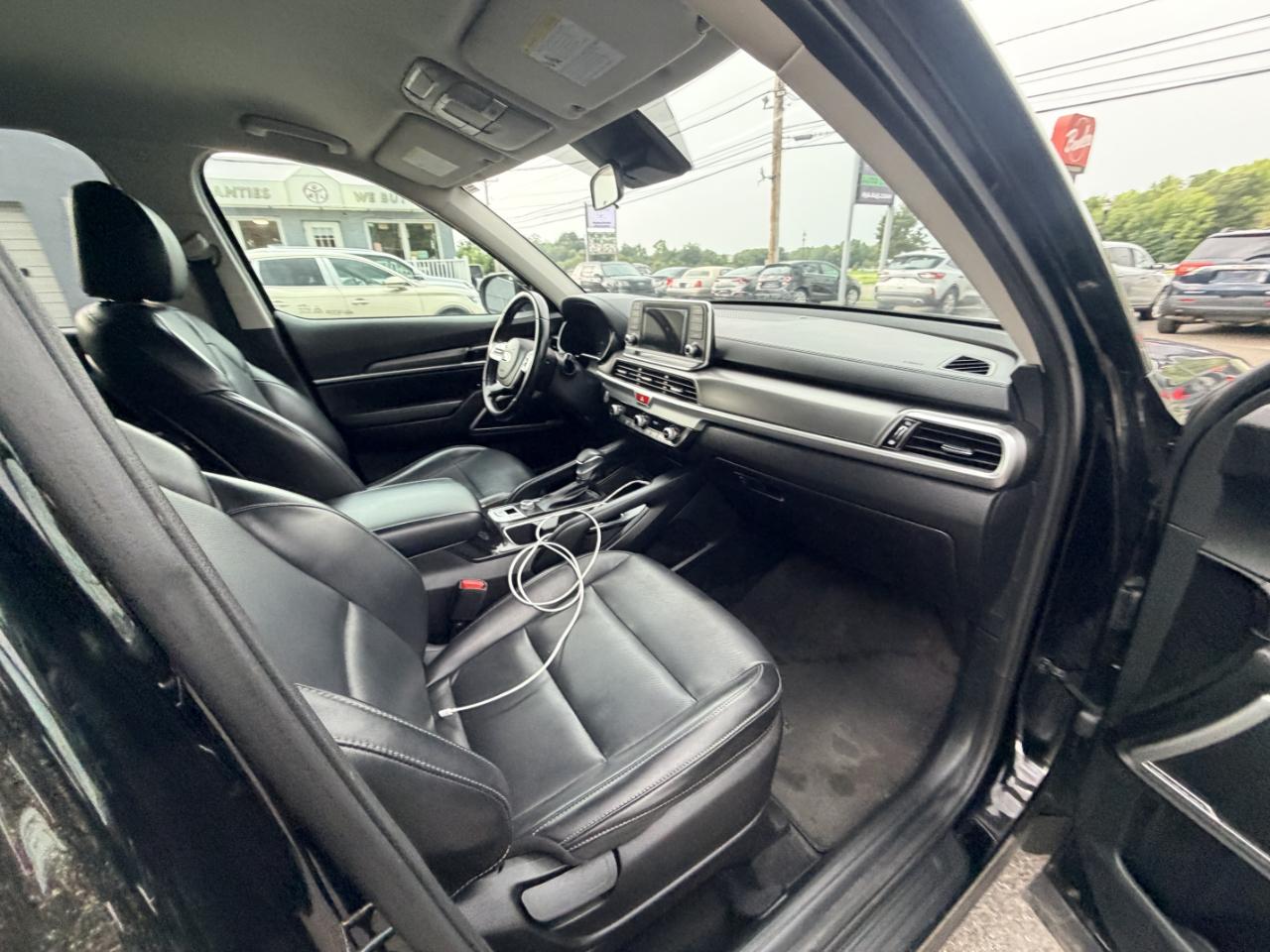 Kia Telluride LX FWD 2021