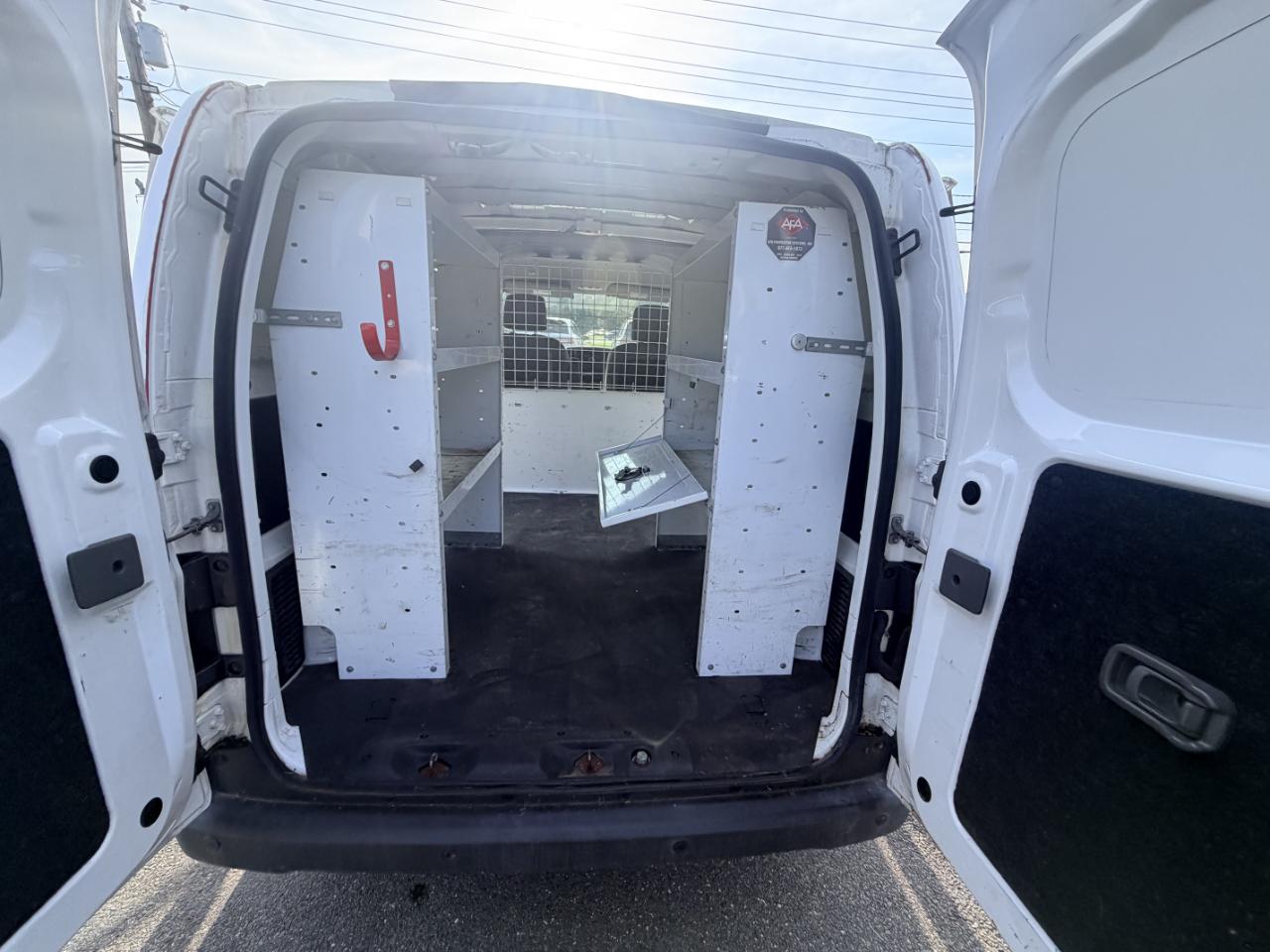 Chevrolet City Express Cargo Van FWD 115" LS 2017
