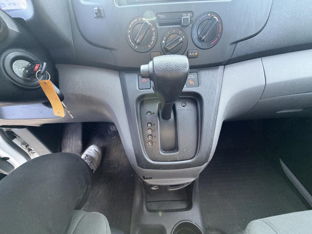 Chevrolet City Express Cargo Van FWD 115" LS 2017
