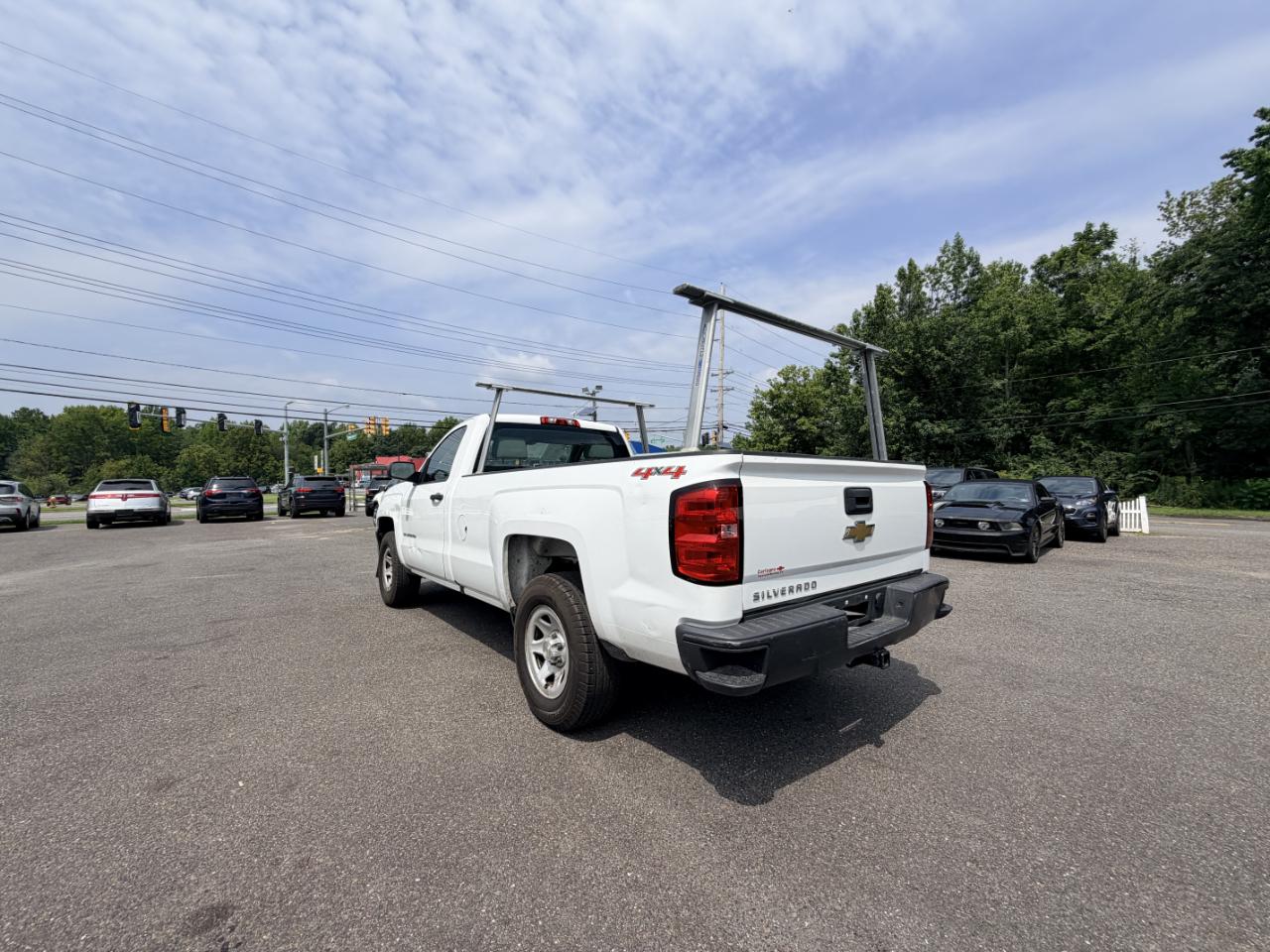Chevrolet Silverado 1500 4WD Reg Cab 133.0" Work Truck 2017