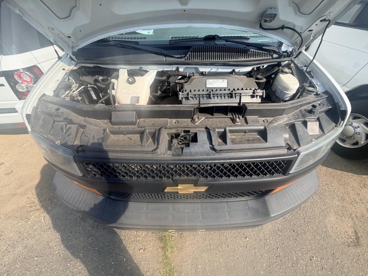Chevrolet Express Cargo Van RWD 3500 135" 2019