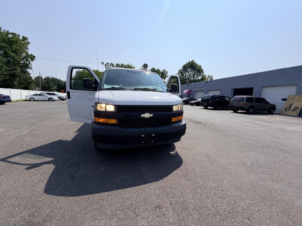 Chevrolet Express Cargo Van RWD 3500 135" 2019