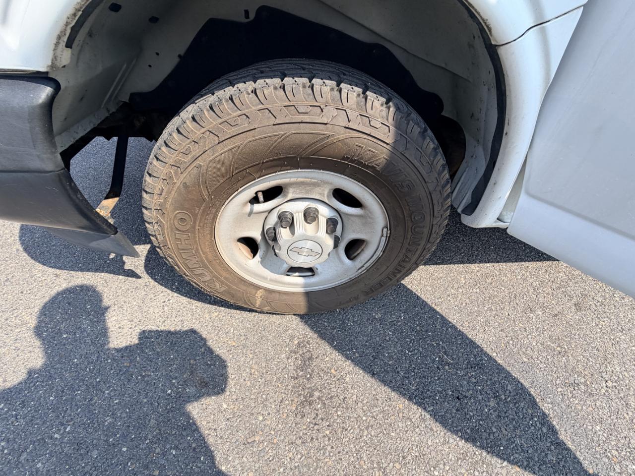Chevrolet Express Cargo Van RWD 3500 135" 2019