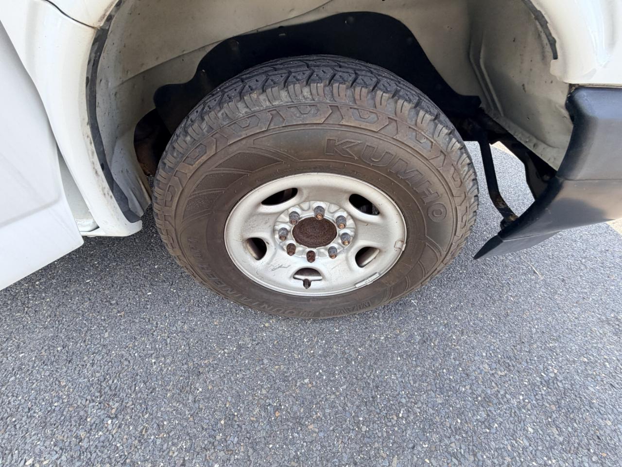 Chevrolet Express Cargo Van RWD 3500 135" 2019