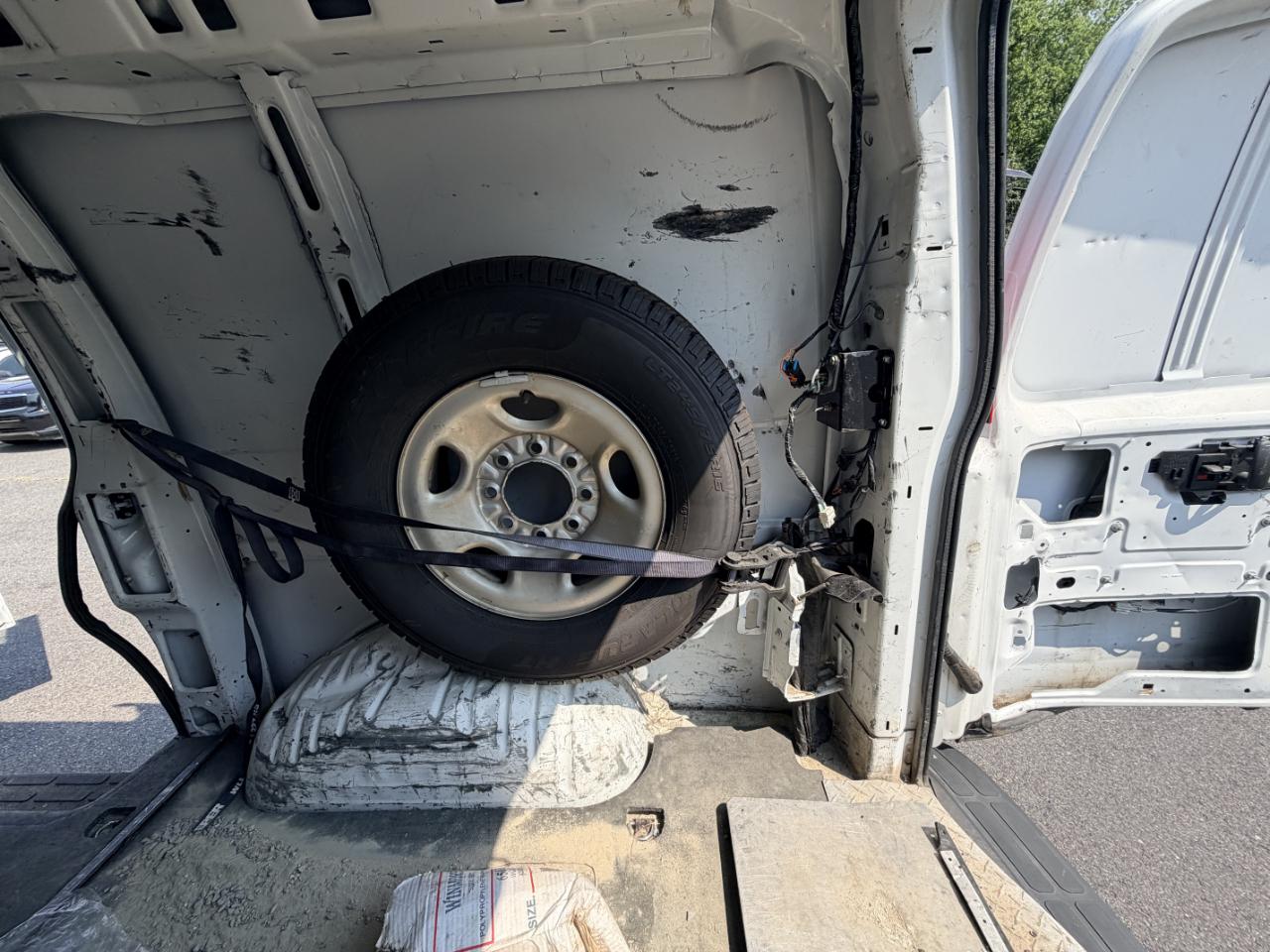 Chevrolet Express Cargo Van RWD 3500 135" 2019
