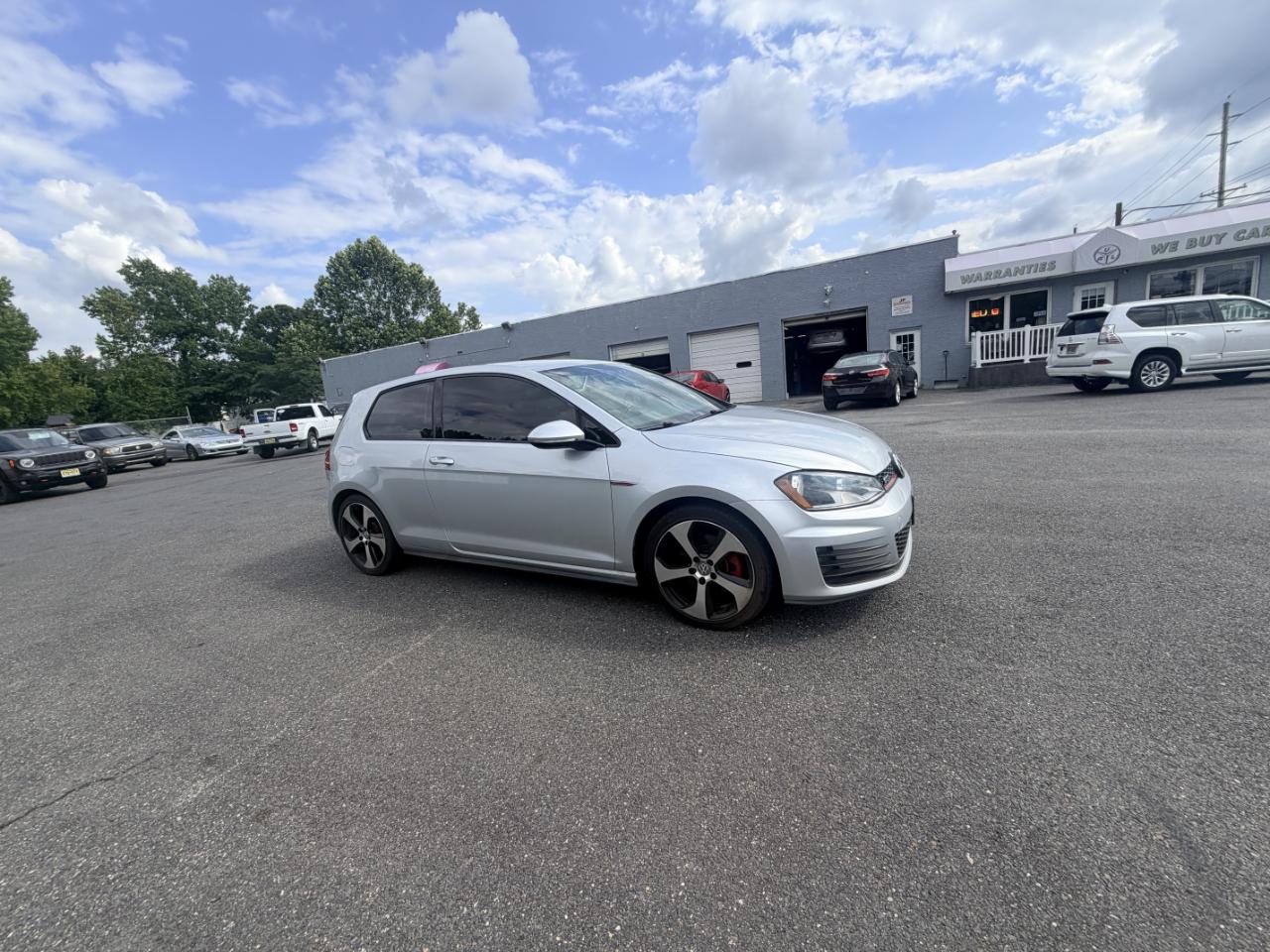 Volkswagen Golf GTI 2dr HB Man SE 2016