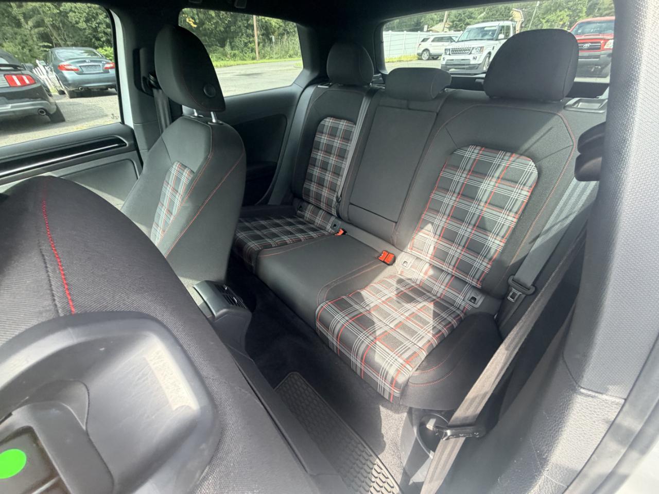 Volkswagen Golf GTI 2dr HB Man SE 2016