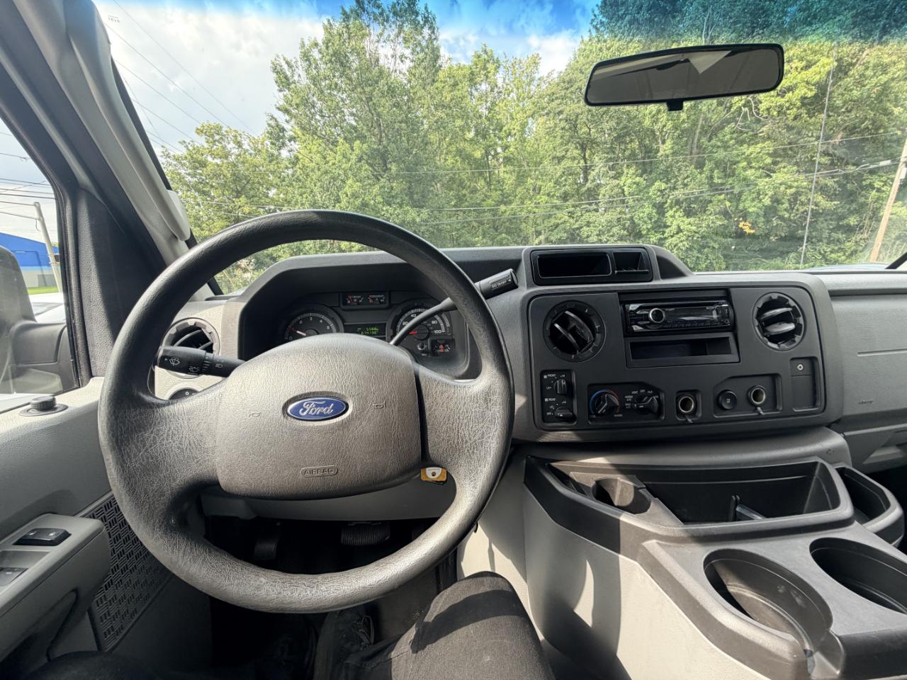 Ford Econoline Cargo Van E-350 Super Duty Ext Recreational 2014