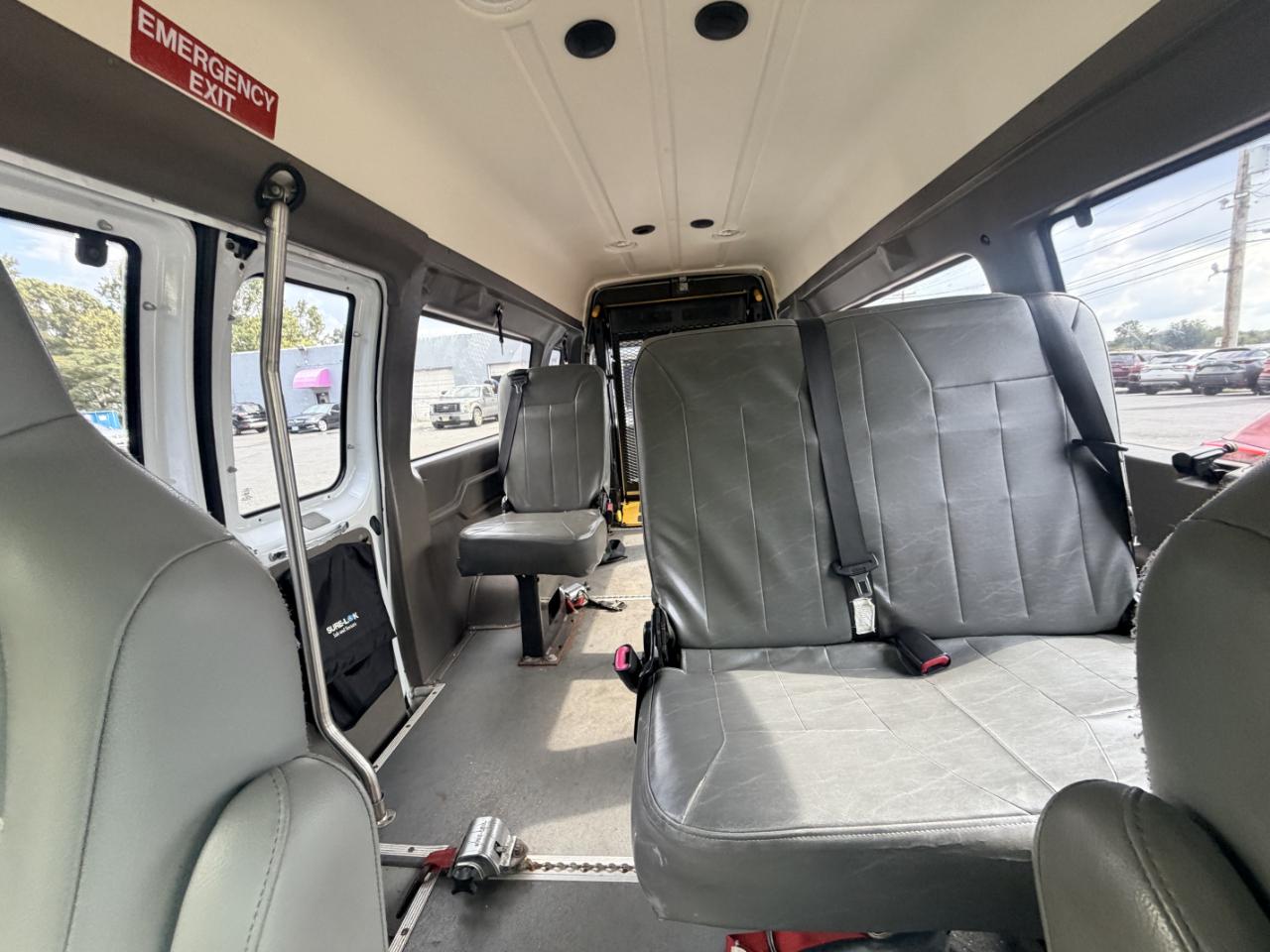 Ford Econoline Cargo Van E-350 Super Duty Ext Recreational 2014