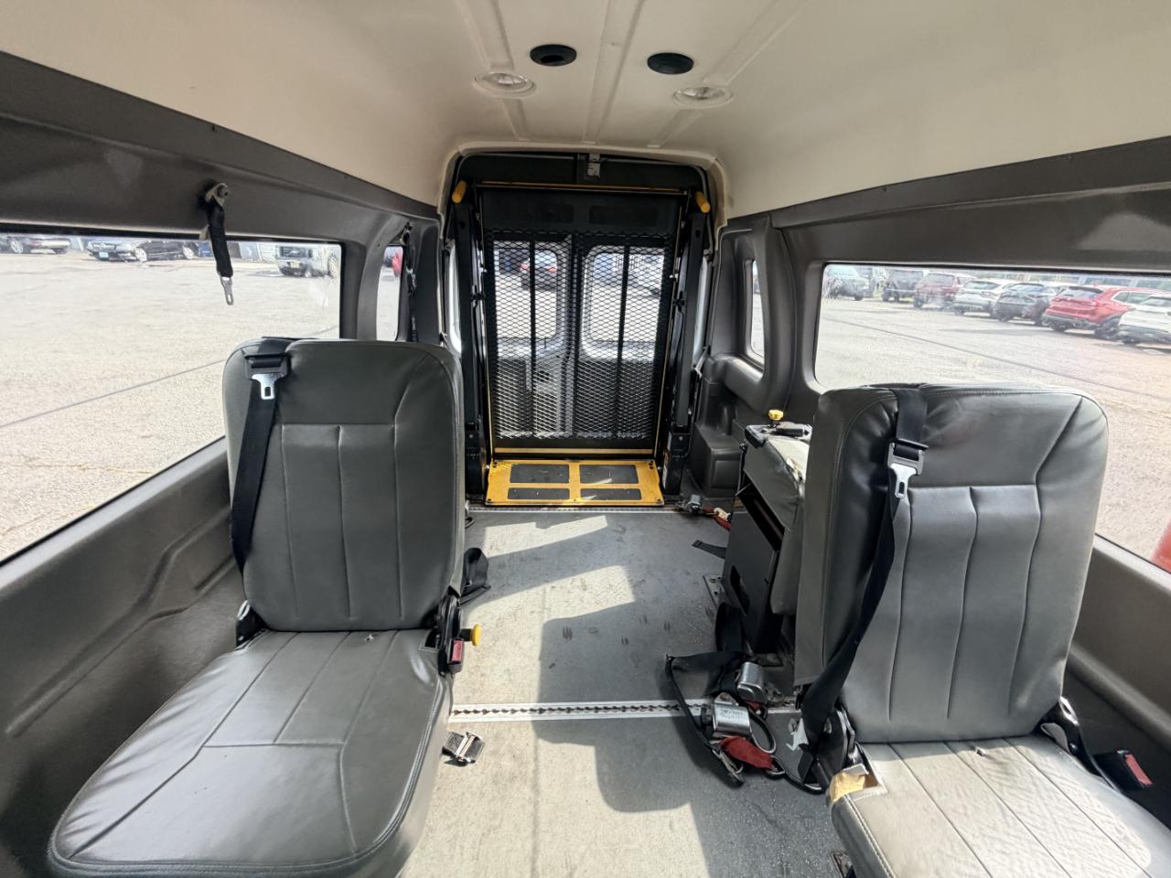 Ford Econoline Cargo Van E-350 Super Duty Ext Recreational 2014