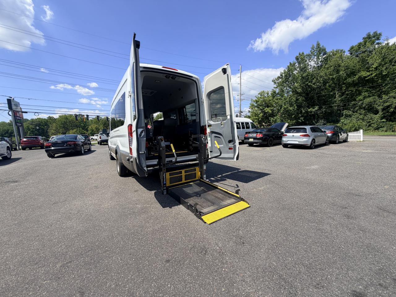 Ford Transit Wagon T-350 148" EL High Roof XLT Sliding RH Dr DRW 2016