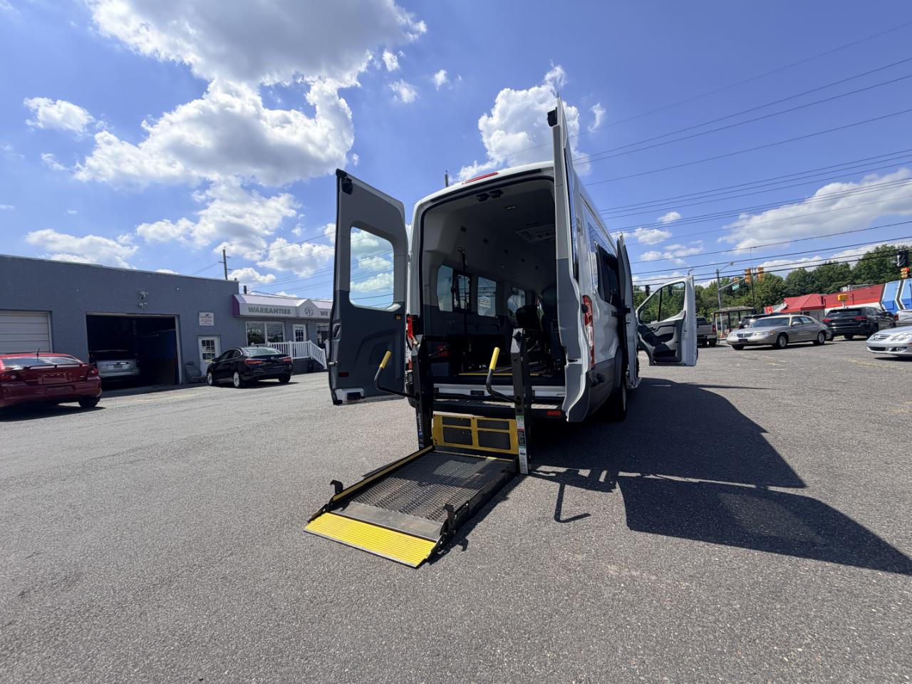 Ford Transit Wagon T-350 148" EL High Roof XLT Sliding RH Dr DRW 2016
