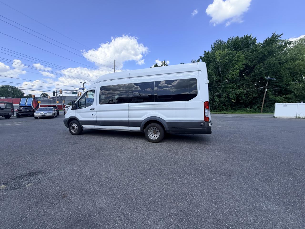 Ford Transit Wagon T-350 148" EL High Roof XLT Sliding RH Dr DRW 2016