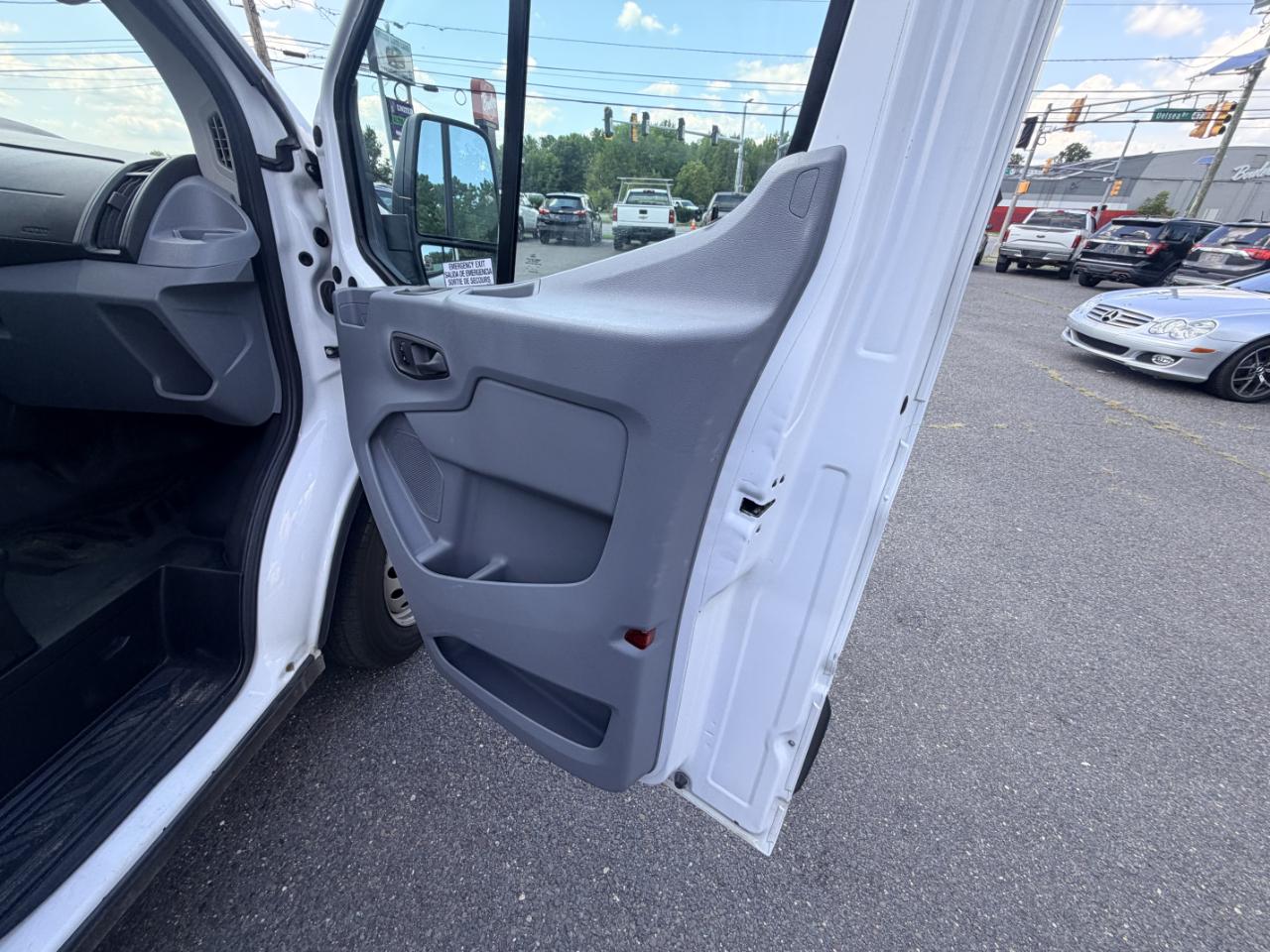 Ford Transit Wagon T-350 148" EL High Roof XLT Sliding RH Dr DRW 2016