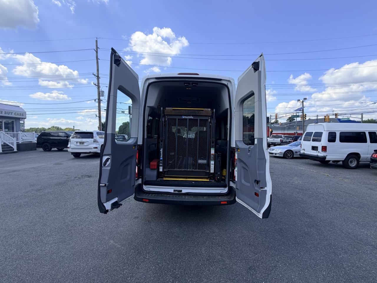 Ford Transit Wagon T-350 148" EL High Roof XLT Sliding RH Dr DRW 2016