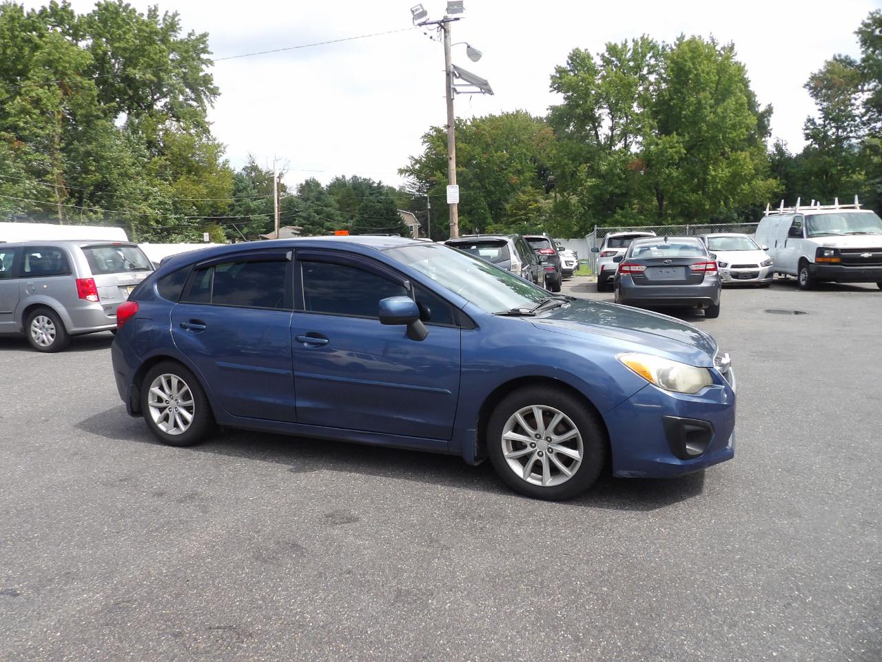 Subaru Impreza Wagon 5dr Auto 2.0i Premium 2013