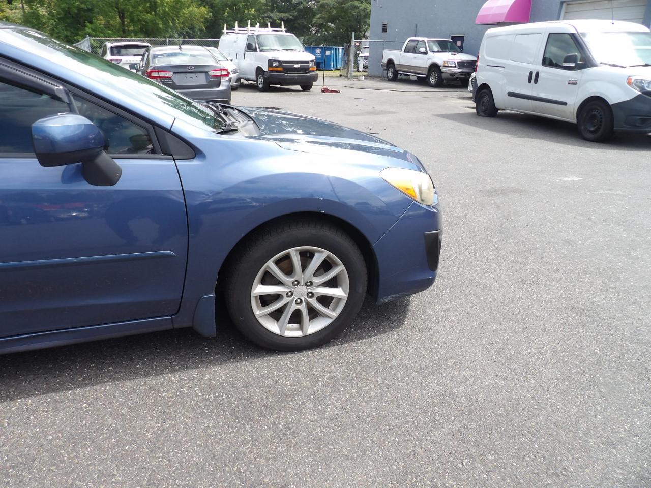 Subaru Impreza Wagon 5dr Auto 2.0i Premium 2013