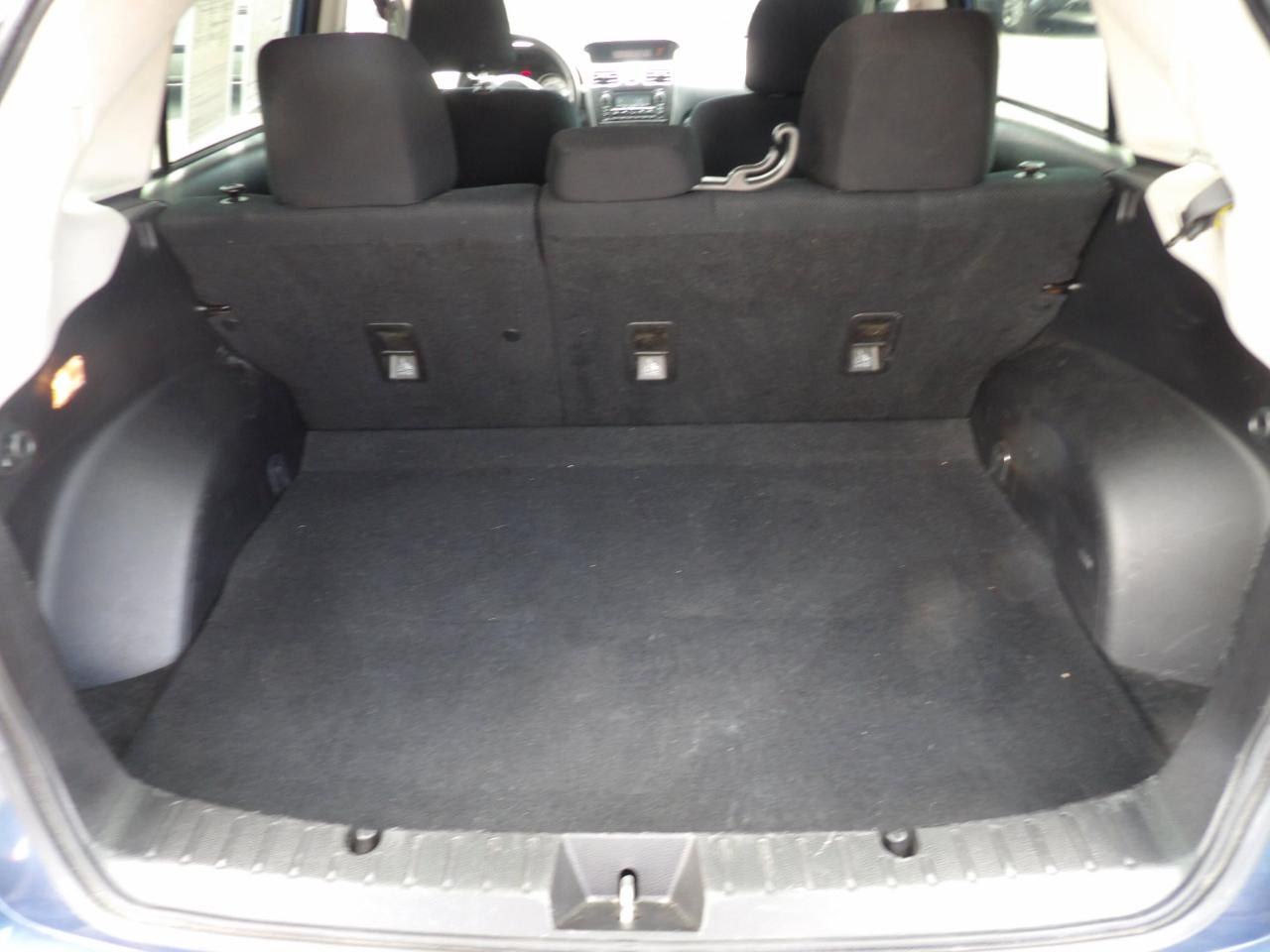 Subaru Impreza Wagon 5dr Auto 2.0i Premium 2013