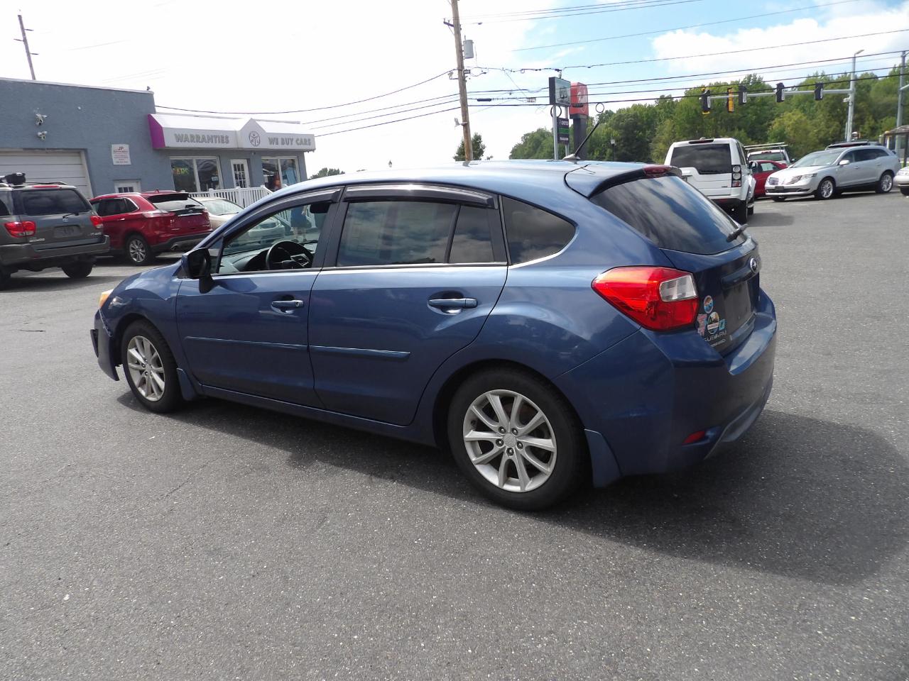 Subaru Impreza Wagon 5dr Auto 2.0i Premium 2013