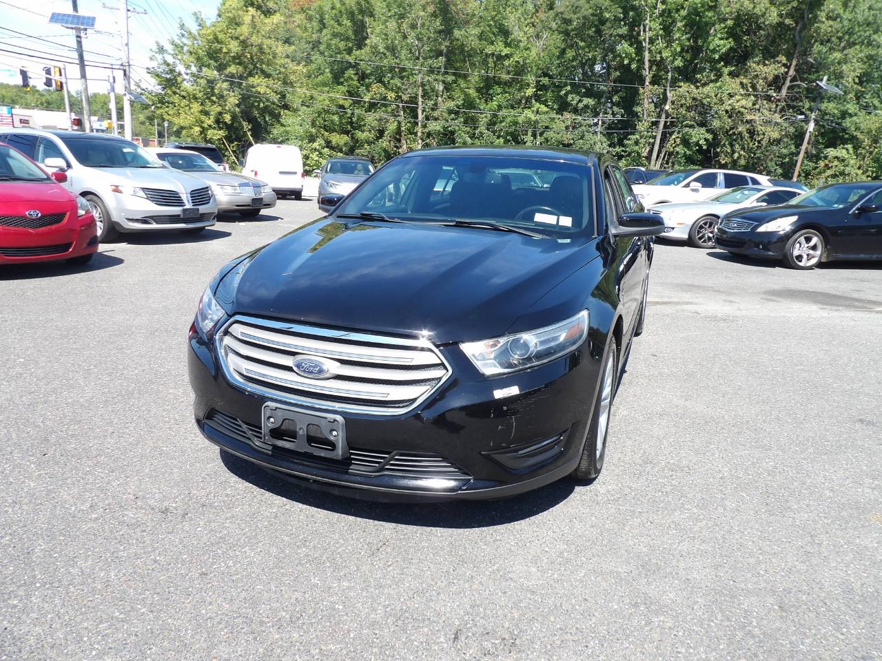 Ford Taurus SEL FWD 2017