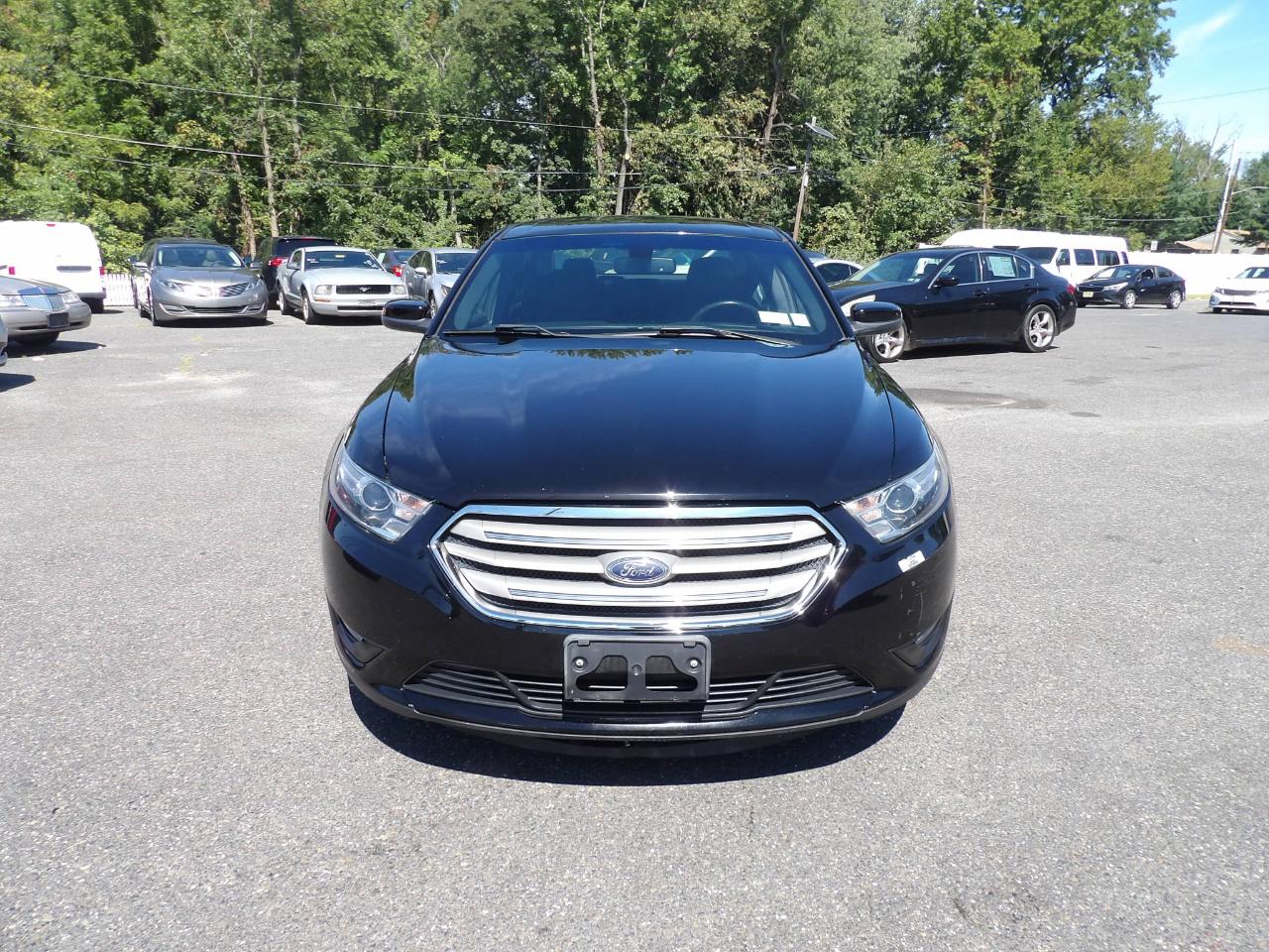 Ford Taurus SEL FWD 2017