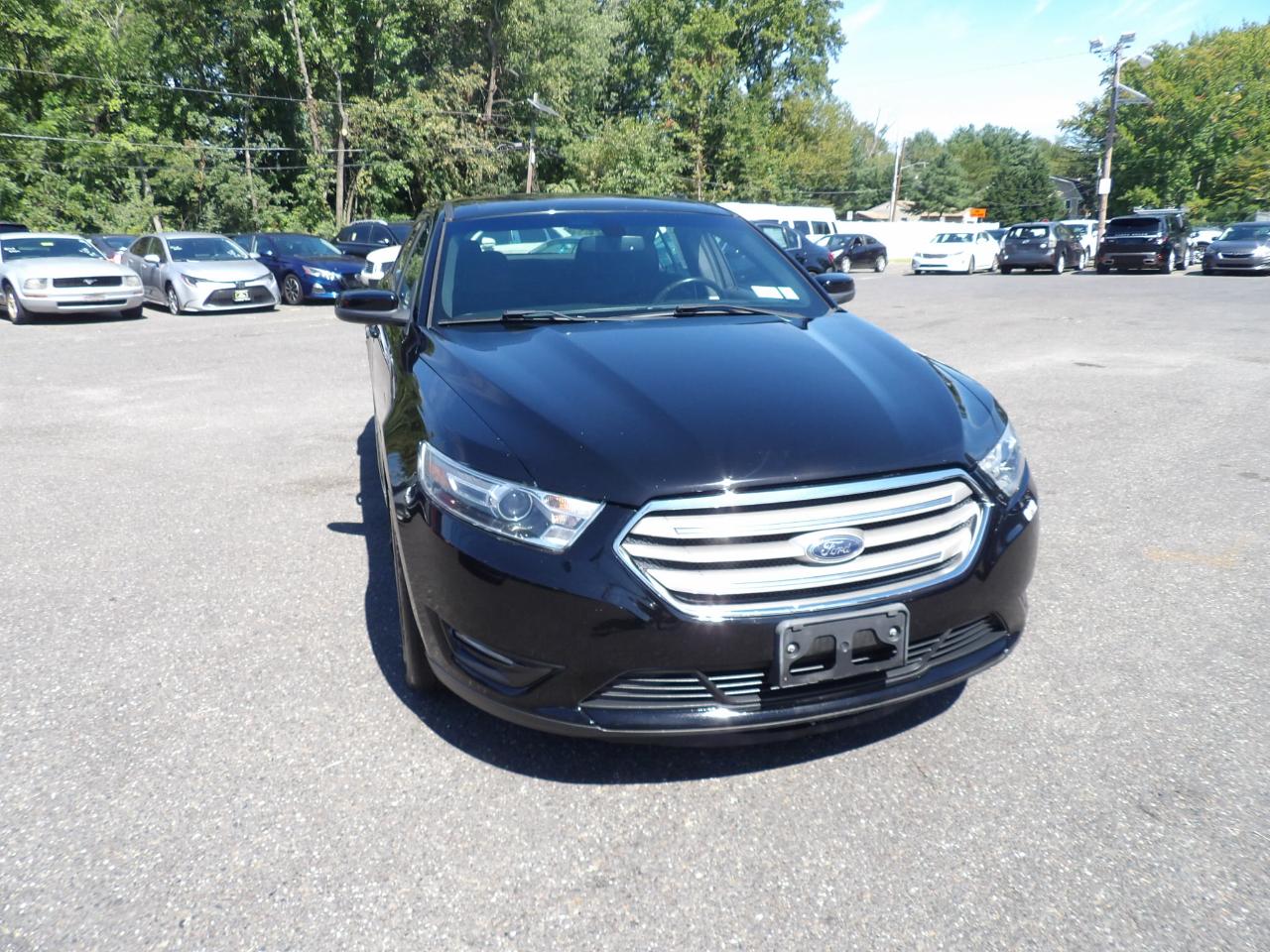 Ford Taurus SEL FWD 2017