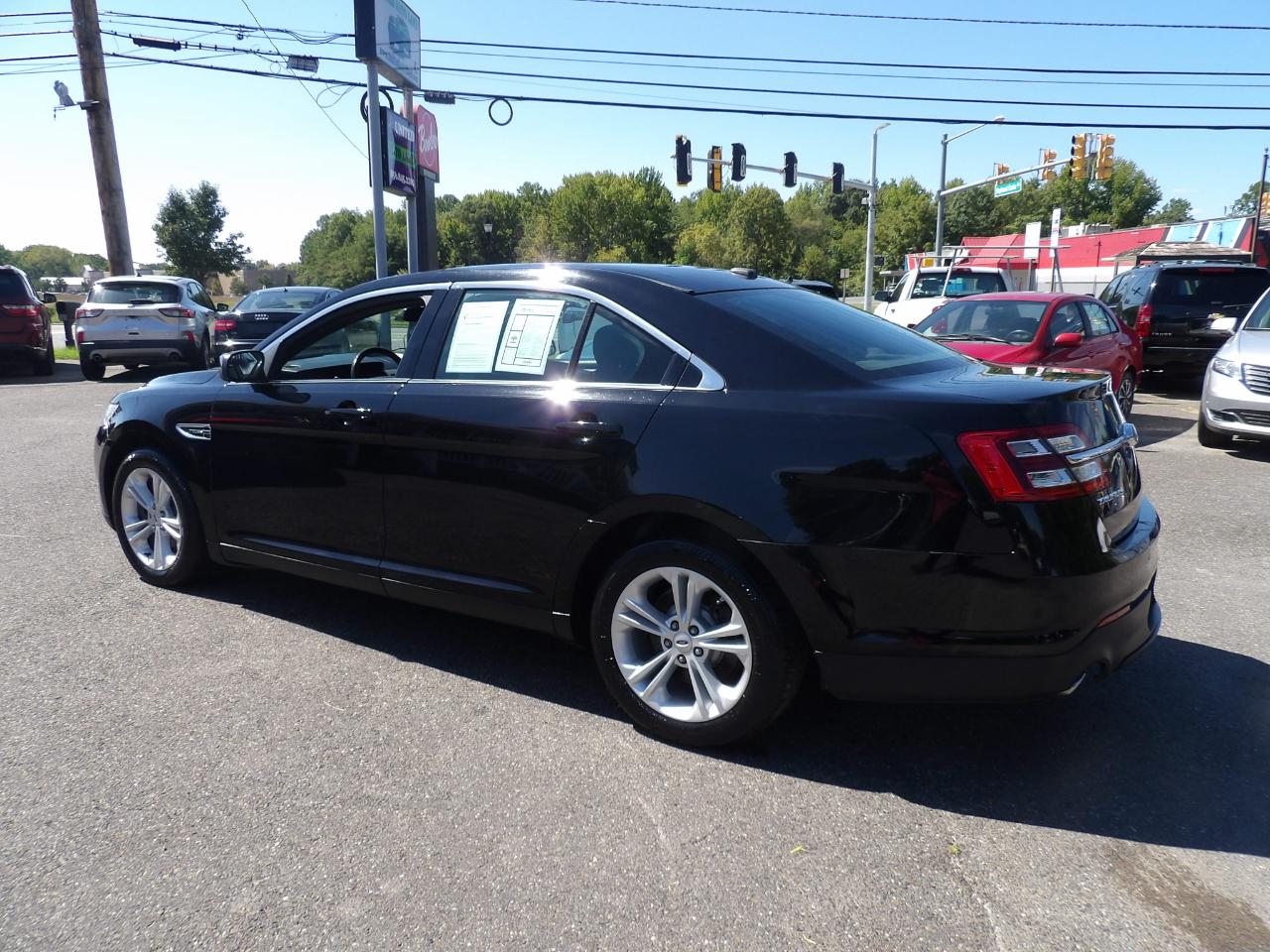 Ford Taurus SEL FWD 2017