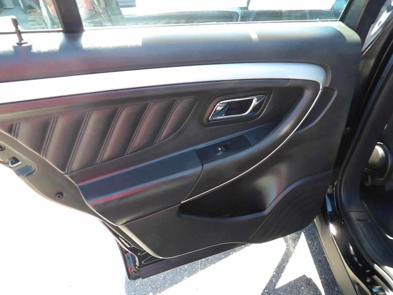 Ford Taurus SEL FWD 2017