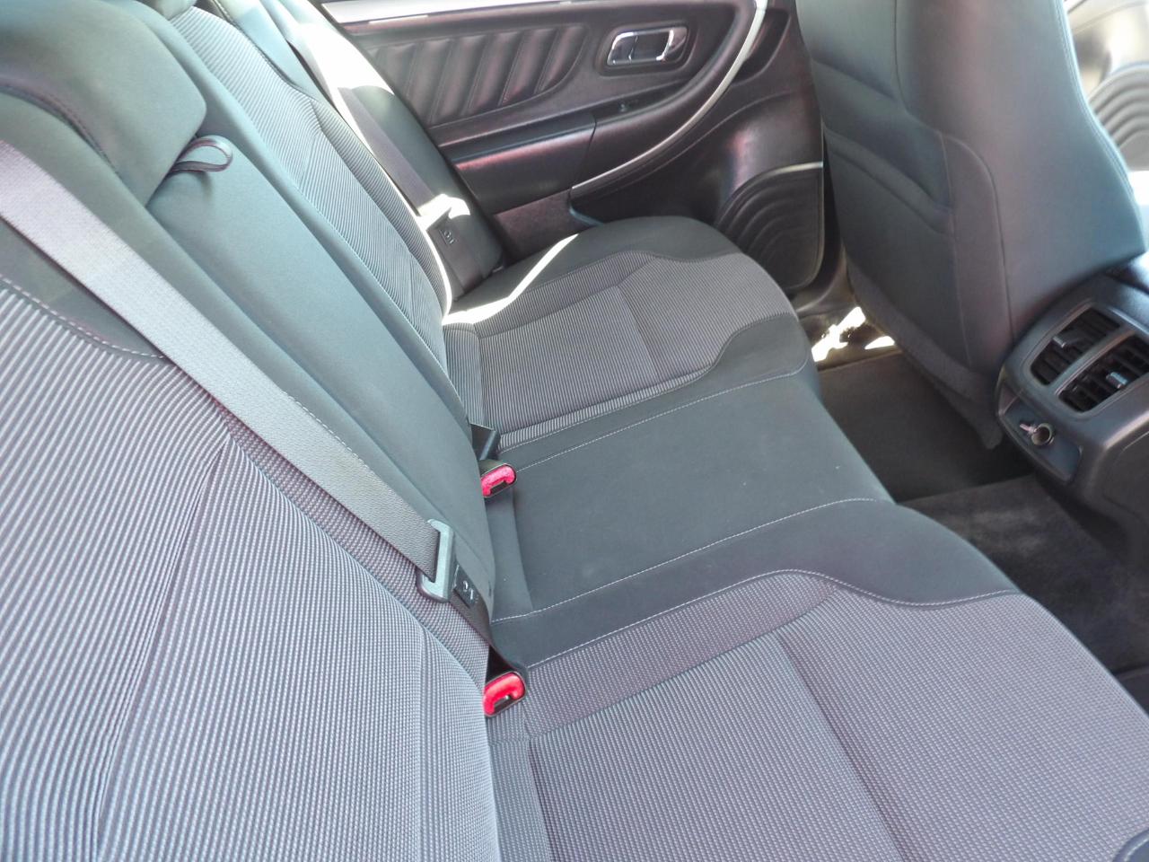 Ford Taurus SEL FWD 2017
