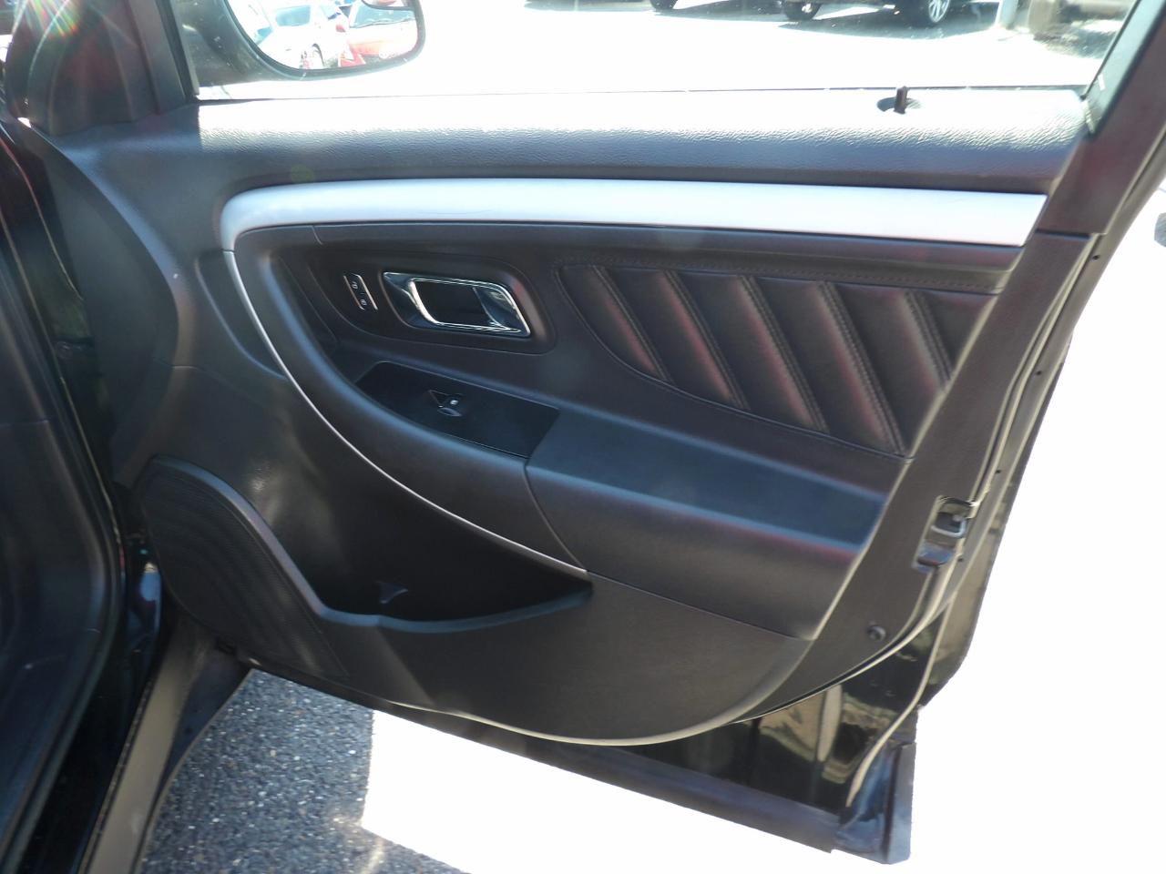Ford Taurus SEL FWD 2017