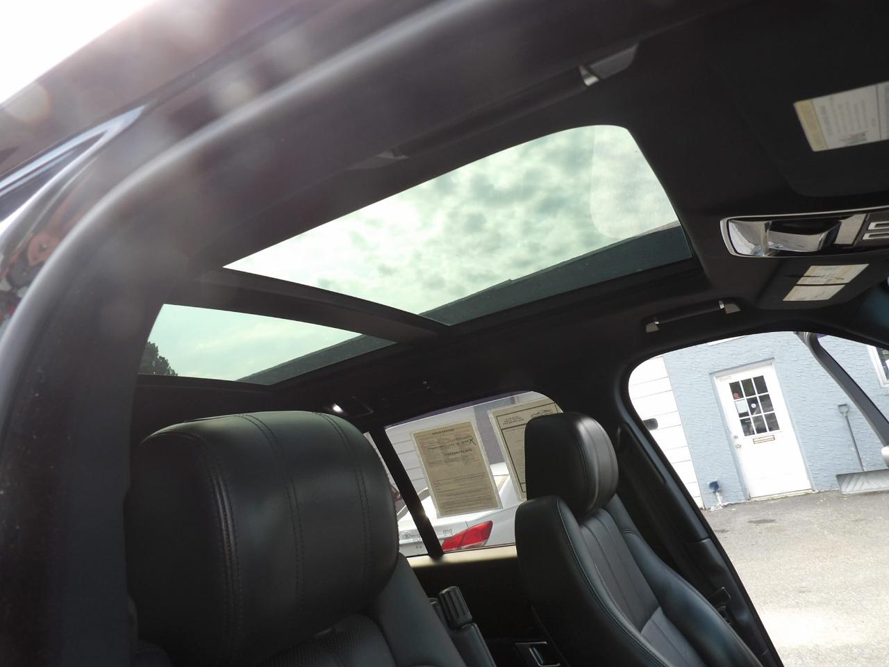 Land Rover Range Rover 4WD 4dr HSE 2015