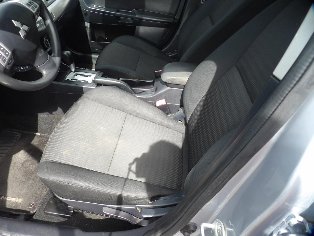 Mitsubishi Lancer Sportback 5dr Sportback ES FWD 2012