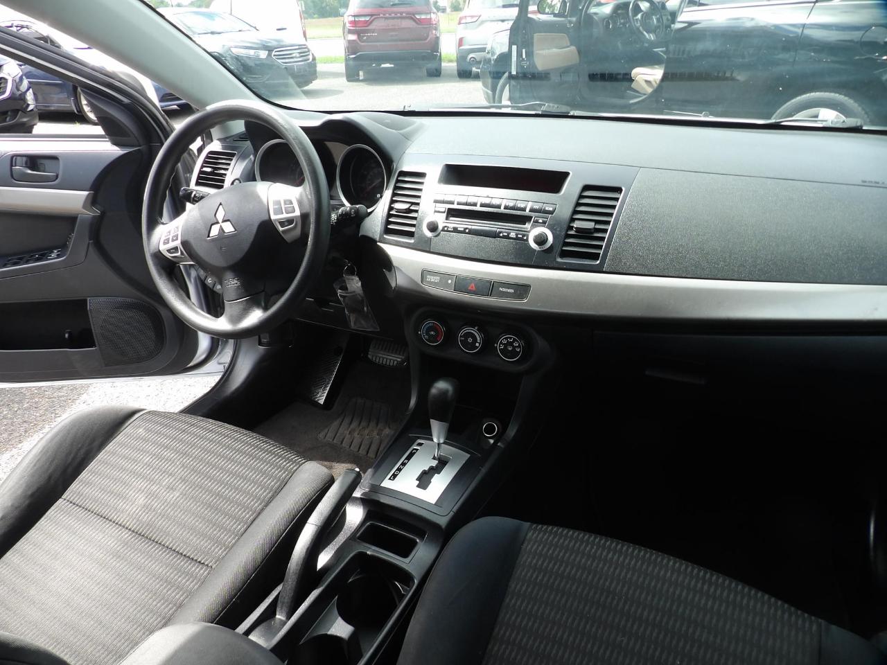 Mitsubishi Lancer Sportback 5dr Sportback ES FWD 2012