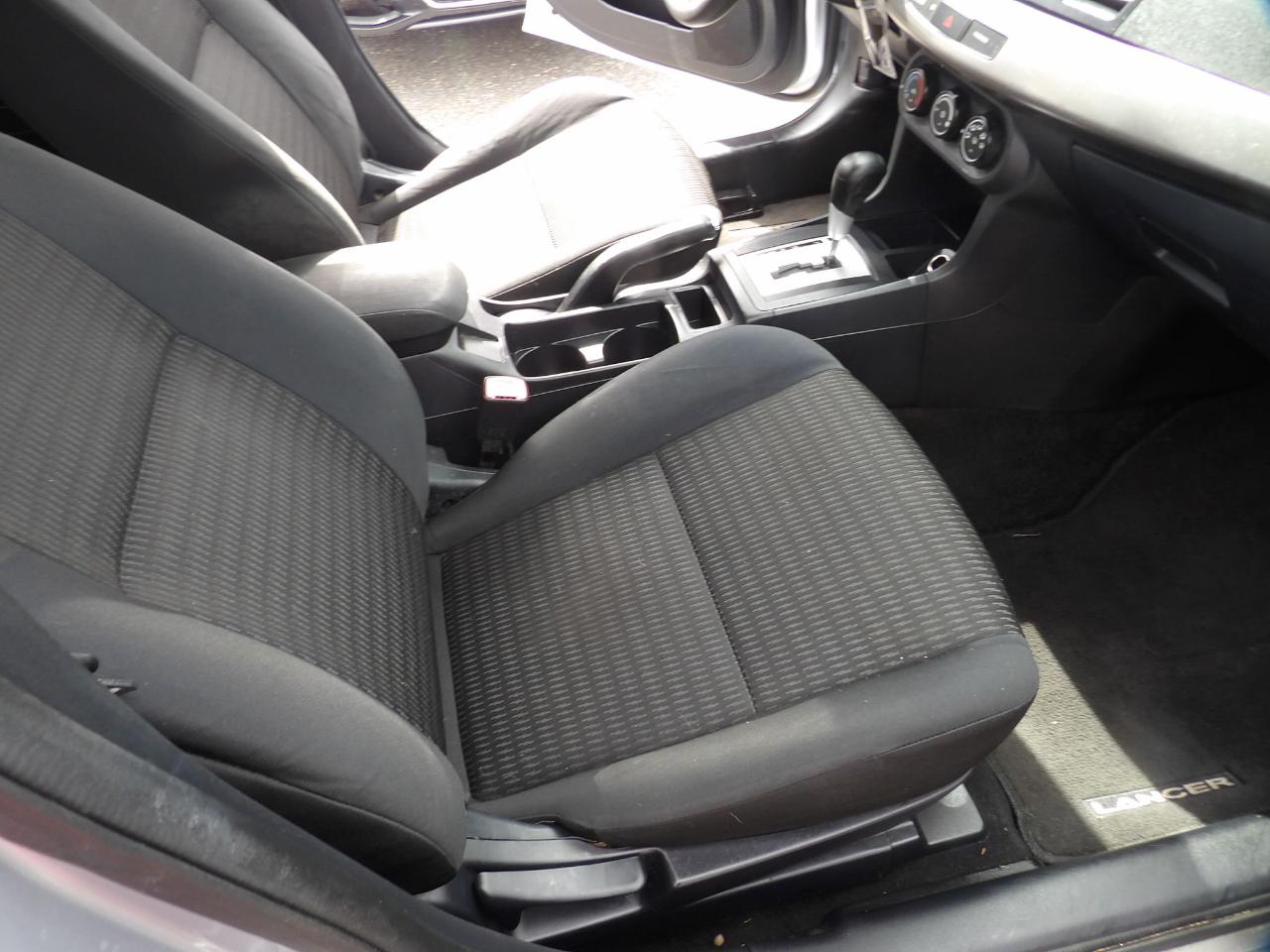 Mitsubishi Lancer Sportback 5dr Sportback ES FWD 2012