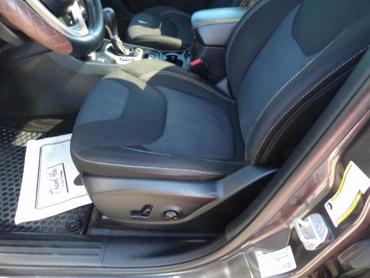 Jeep Cherokee 4WD 4dr Latitude 2015