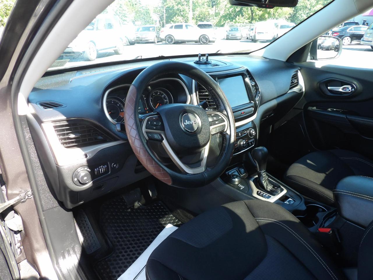 Jeep Cherokee 4WD 4dr Latitude 2015