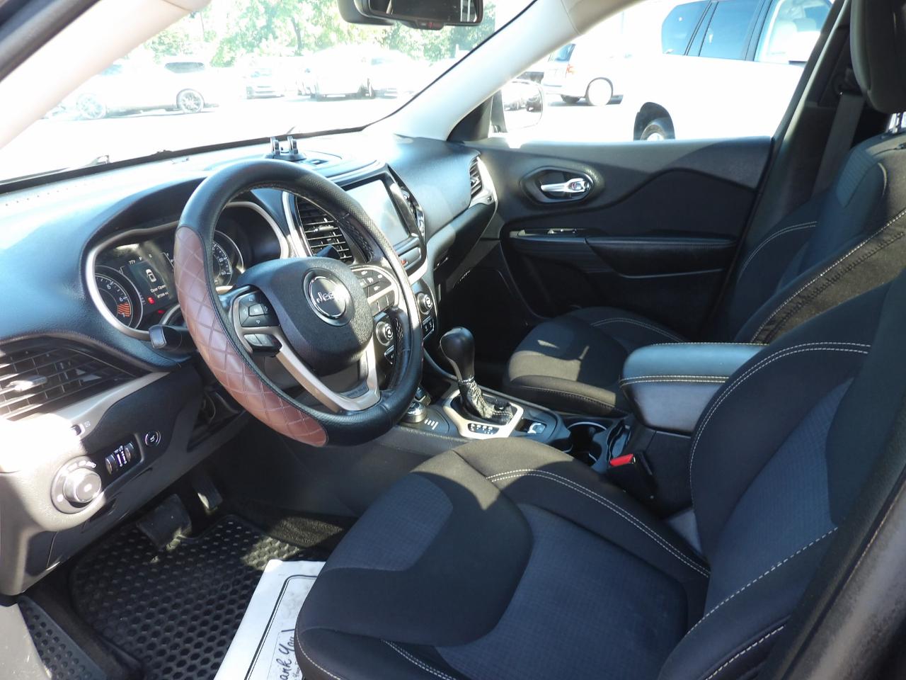 Jeep Cherokee 4WD 4dr Latitude 2015