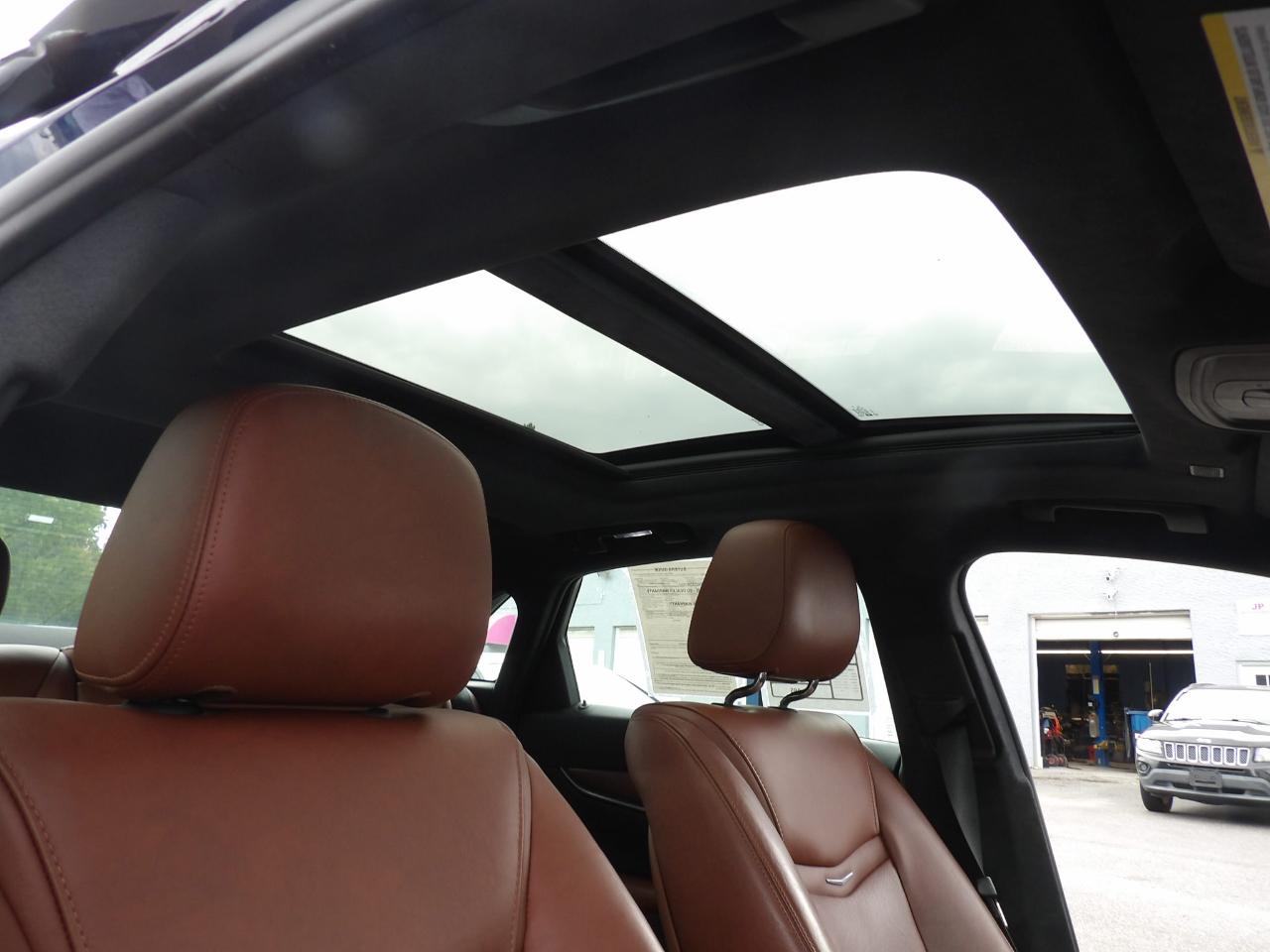 Cadillac XTS 4dr Sdn Luxury AWD 2017