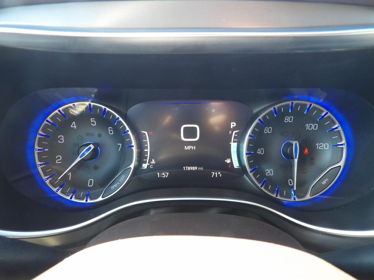 Chrysler Pacifica Touring-L Plus FWD 2017