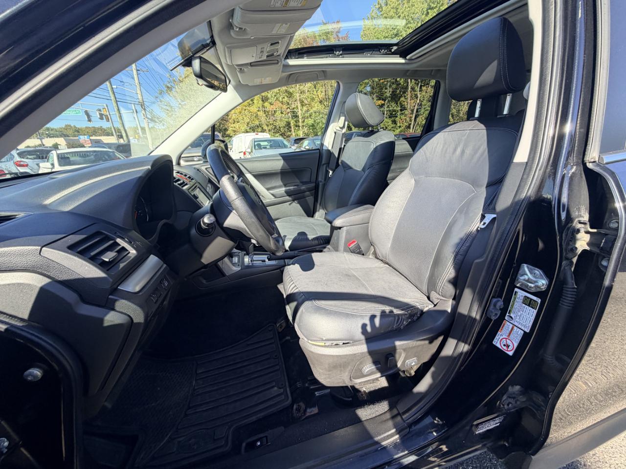 Subaru Forester 4dr Auto 2.5i Touring PZEV 2014