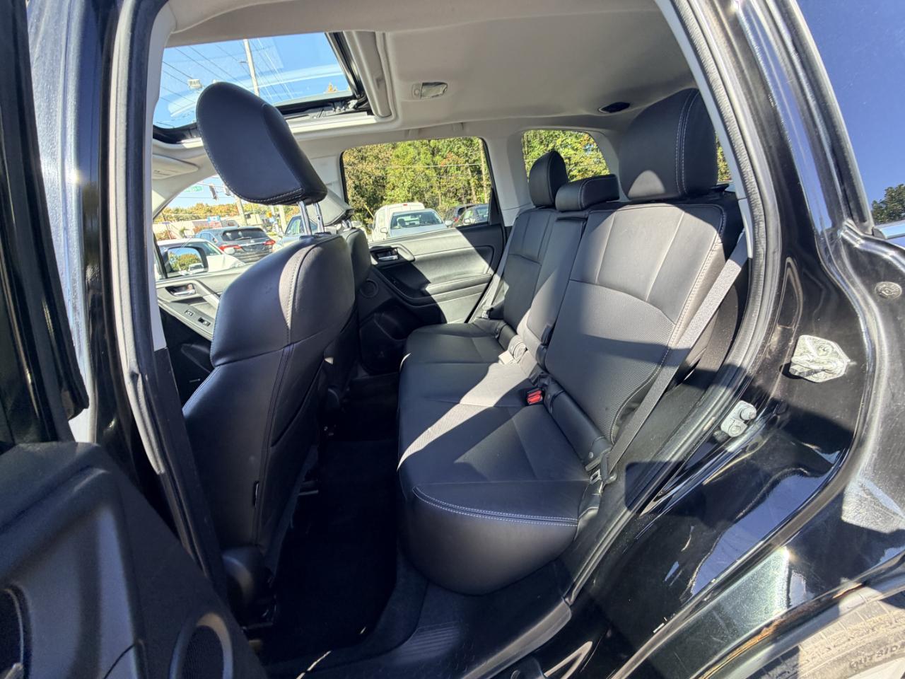 Subaru Forester 4dr Auto 2.5i Touring PZEV 2014