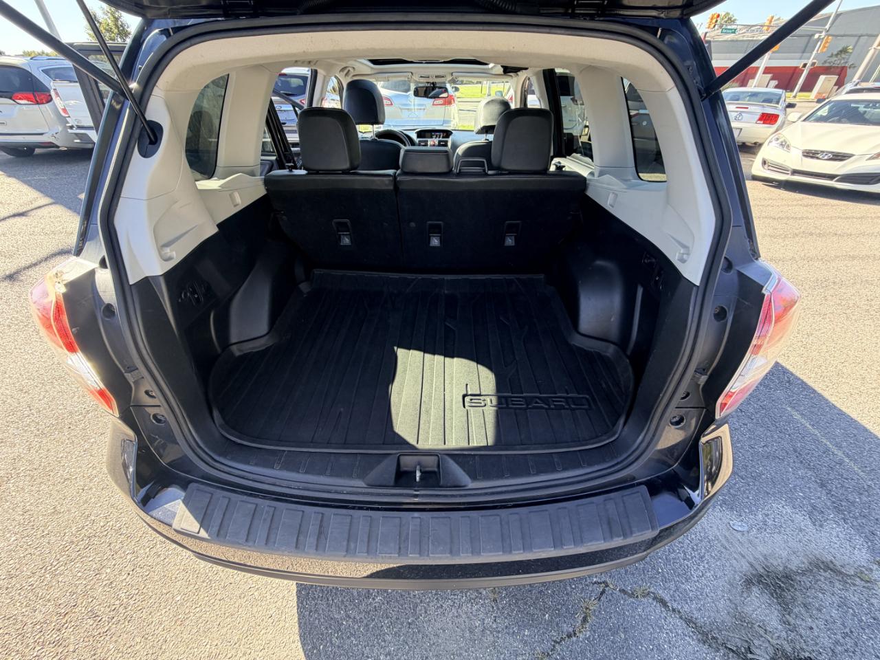 Subaru Forester 4dr Auto 2.5i Touring PZEV 2014
