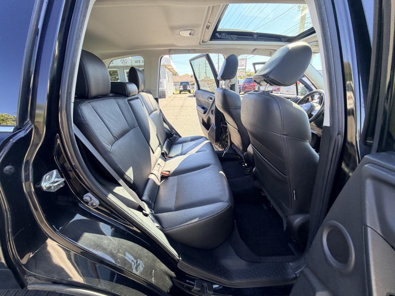 Subaru Forester 4dr Auto 2.5i Touring PZEV 2014